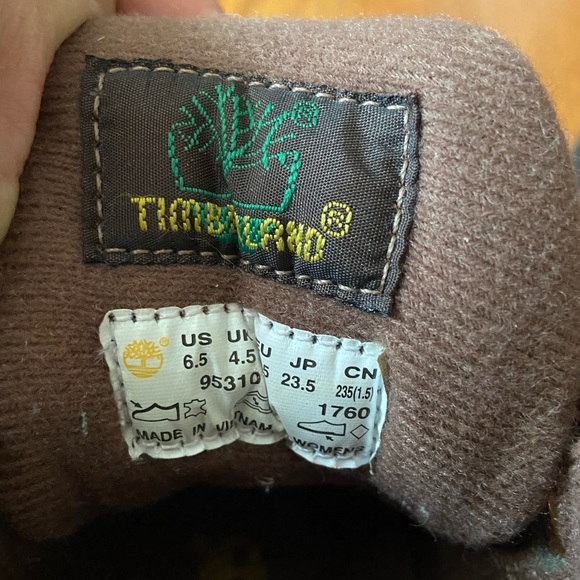 Women’s Timberland Boots - Picture 6 of 8